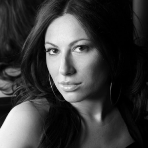 julia-bekker-the-maven
